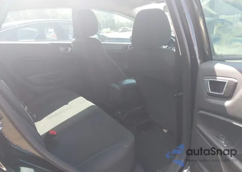 2015 Ford Fiesta Se z USA, uszkodzony, nr VIN 3FADP4BJ8FM160973